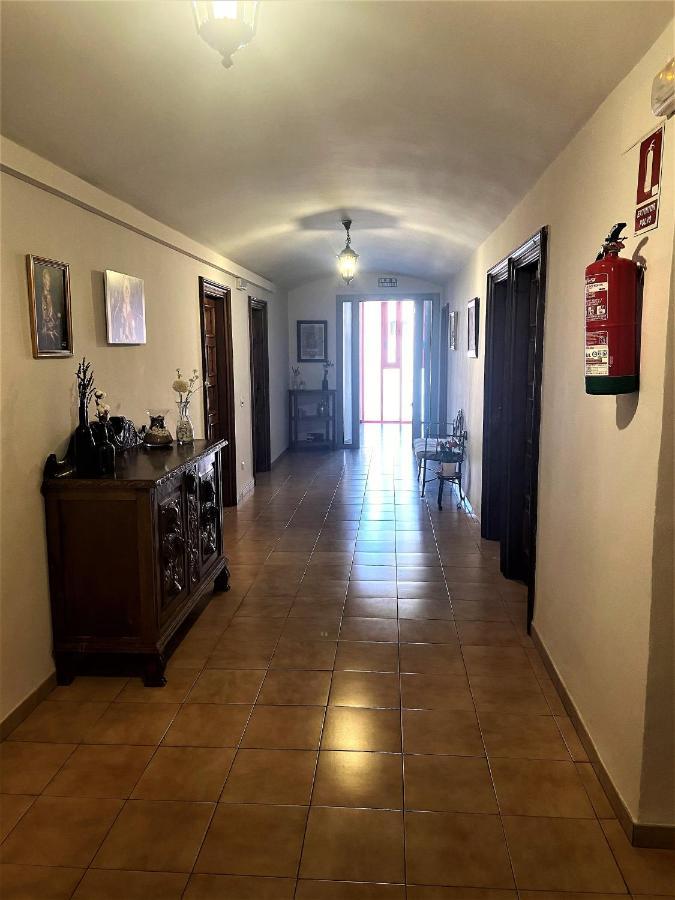 Monasterio De Santa Maria De Valvanera Anguiano Bagian luar foto