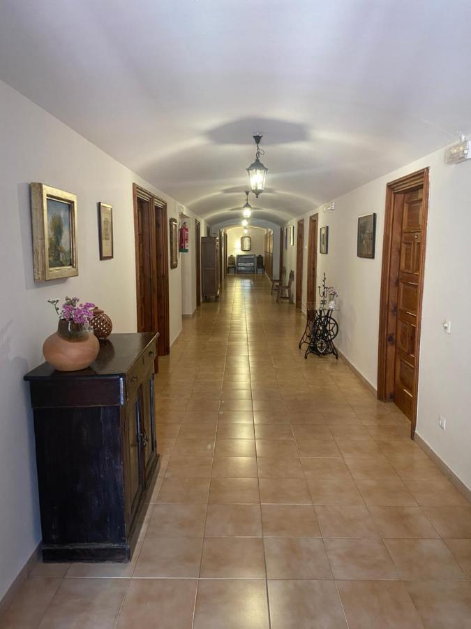 Monasterio De Santa Maria De Valvanera Anguiano Bagian luar foto