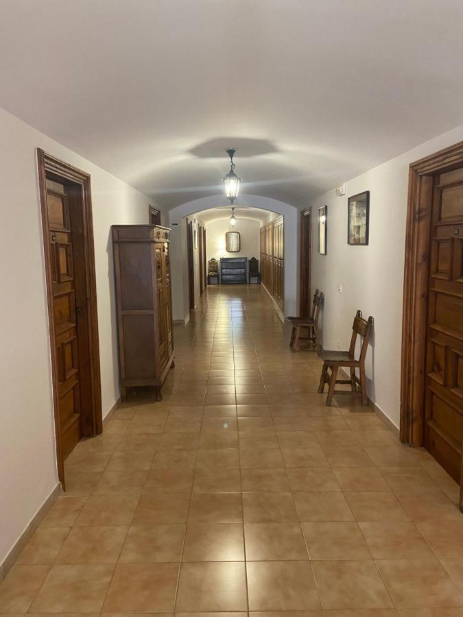Monasterio De Santa Maria De Valvanera Anguiano Bagian luar foto