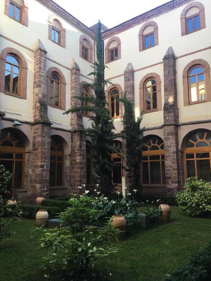 Monasterio De Santa Maria De Valvanera Anguiano Bagian luar foto