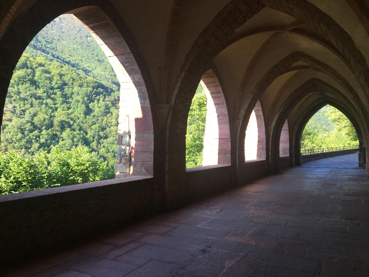Monasterio De Santa Maria De Valvanera Anguiano Bagian luar foto